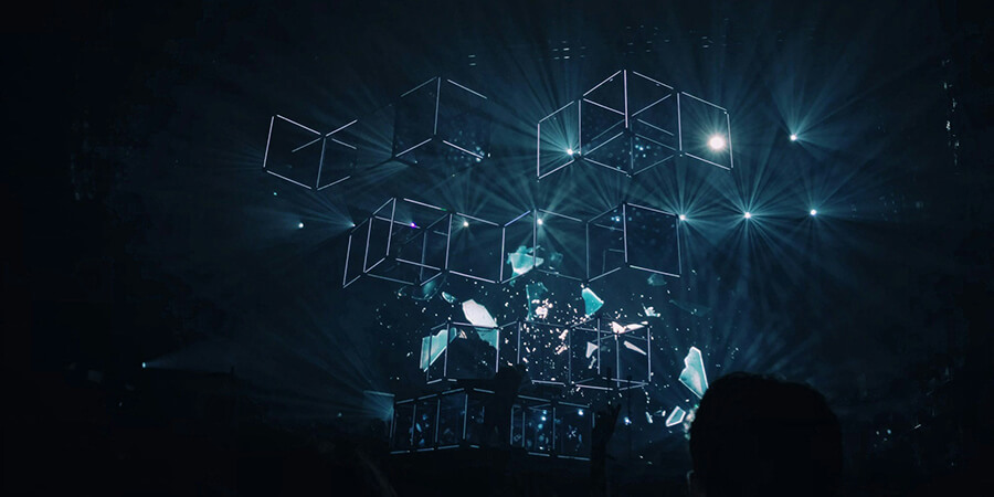 Laser show with geometric shapes.